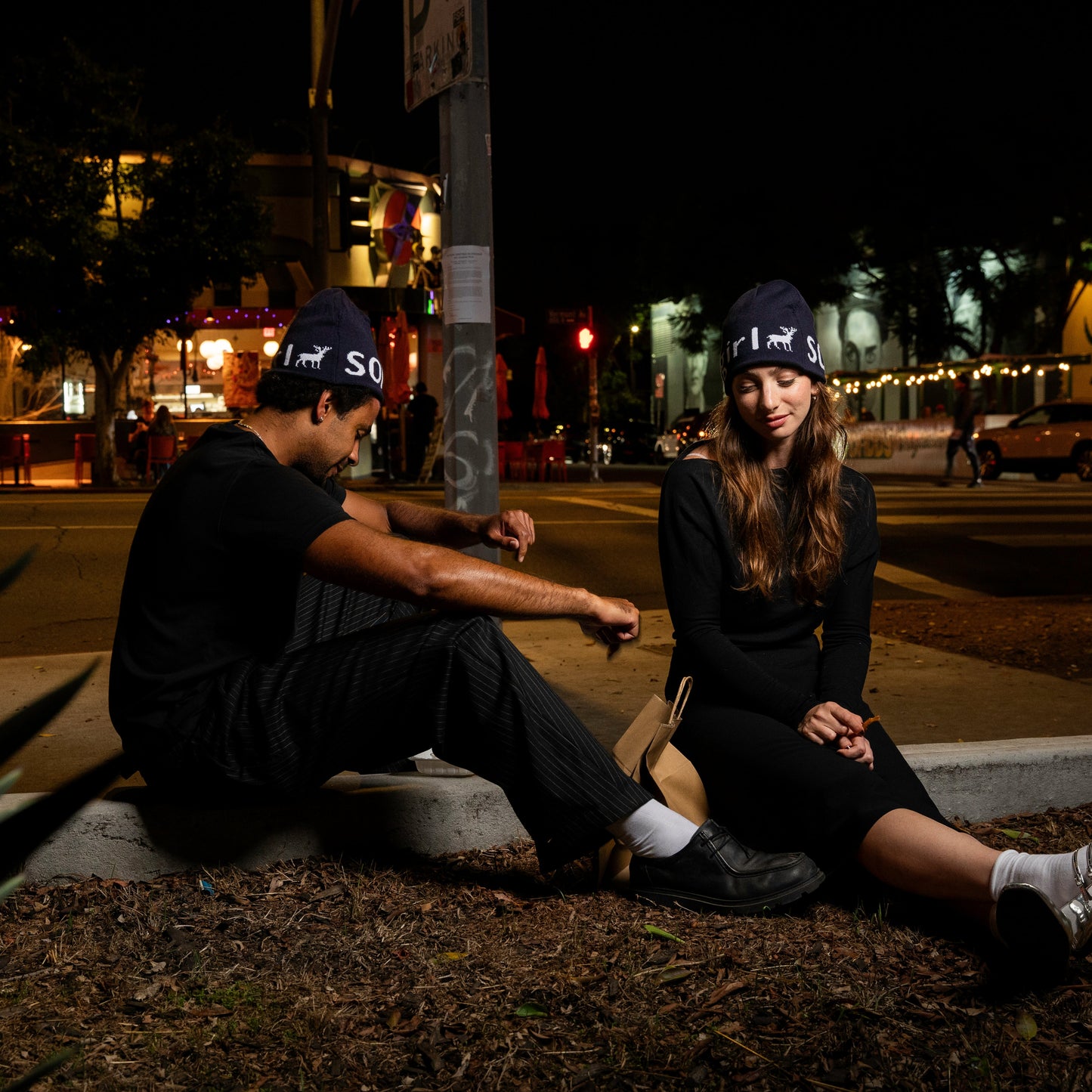 holiday brand x sonny *boy* - reversible beanie (brown/blue)